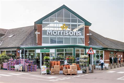 christmas opening times for morrisons